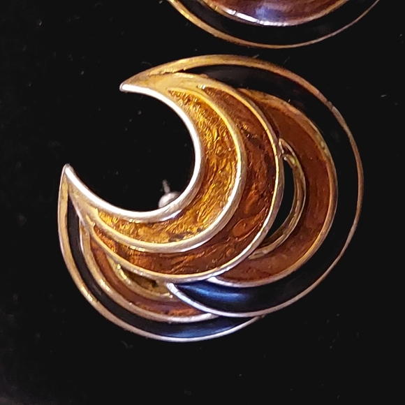 Trifari Earrings Goldtone Warm Browns & Black Swirl Enamel Pierced Vintage 80s - Picture 5 of 8